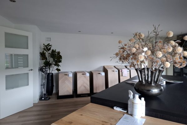 Eliens Showroom vloeren